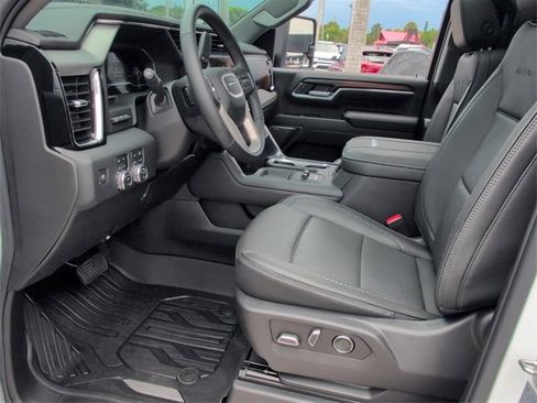 Certified 2024 GMC Sierra 2500 Denali w/ Denali Reserve Package image 7