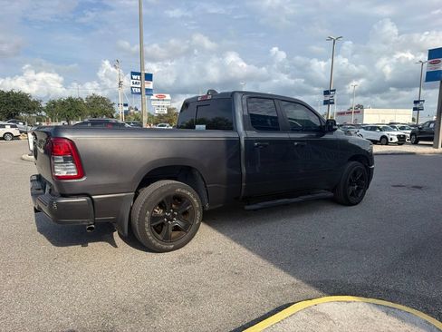 Used 2022 RAM 1500 Big Horn w/ Night Edition RWD image 5