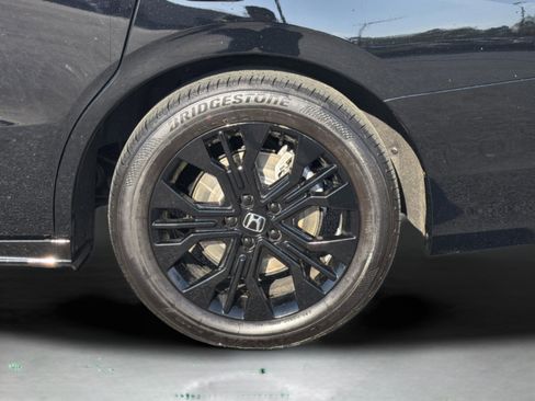 Used 2025 Honda Odyssey Sport-L image 15