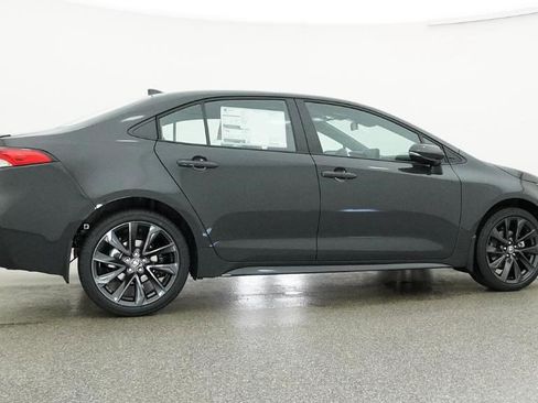 New 2026 Toyota Corolla SE image 2