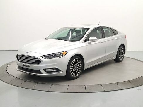 Used 2018 Ford Fusion Titanium AWD/4WD image 4