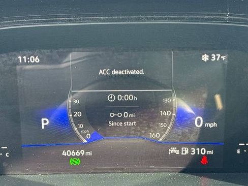 Used 2024 Volkswagen Taos S image 15