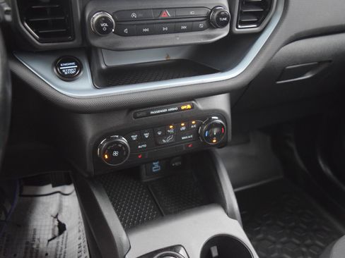 Used 2022 Ford Bronco Sport Badlands image 13