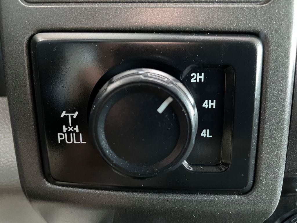 Used 2017 Ford F250 XL w/ Power Equipment Group AWD/4WD image 20