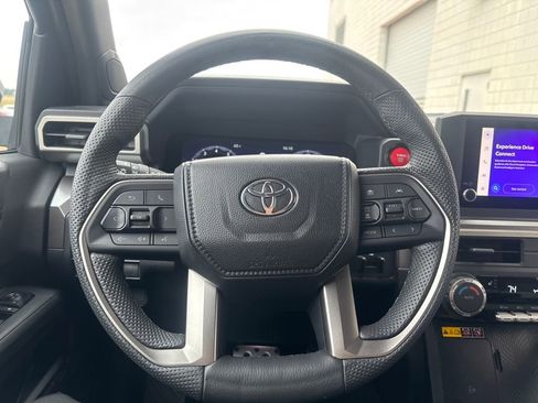 Used 2024 Toyota Tacoma TRD Sport w/ TRD Sport Upgrade Package image 17