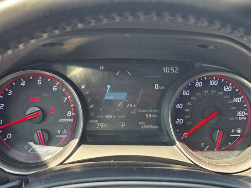 Used 2022 Toyota Camry XSE FWD image 38