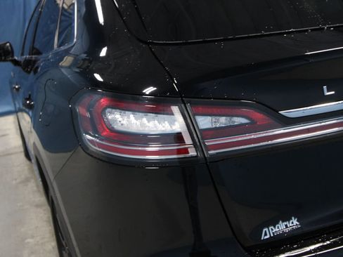 Used 2023 Lincoln Nautilus Reserve w/ Monochromatic Package image 39