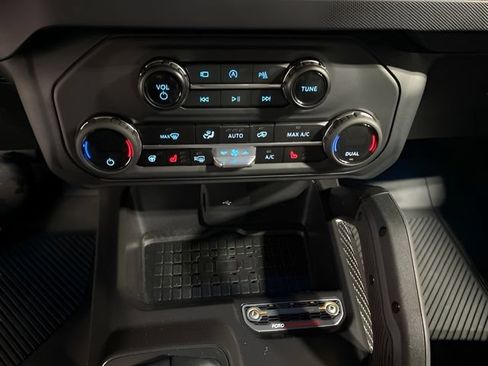 Used 2024 Ford Bronco Raptor AWD/4WD image 19