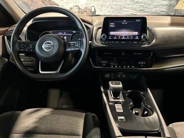 Used 2021 Nissan Rogue SV FWD image 49