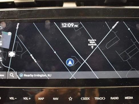 Used 2024 Hyundai Tucson Limited image 31