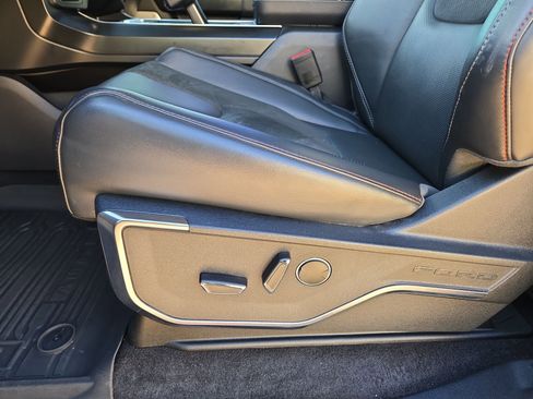 Used 2025 Ford F150 Raptor image 17