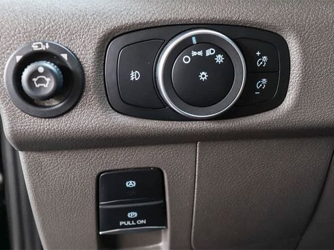 Used 2024 Ford Transit 350 XLT image 21