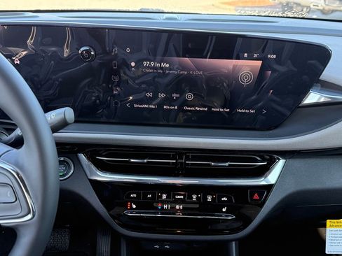 New 2026 Buick Envista Avenir image 22