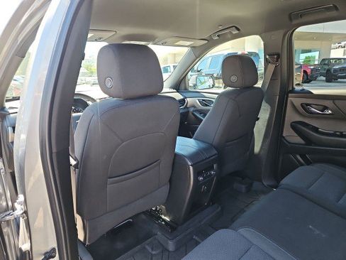 Used 2023 Chevrolet Traverse LT FWD image 20