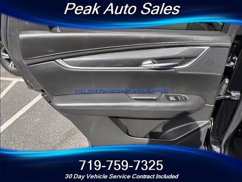 Used 2017 Cadillac XT5 Platinum w/ Driver Assist Package AWD/4WD image 25