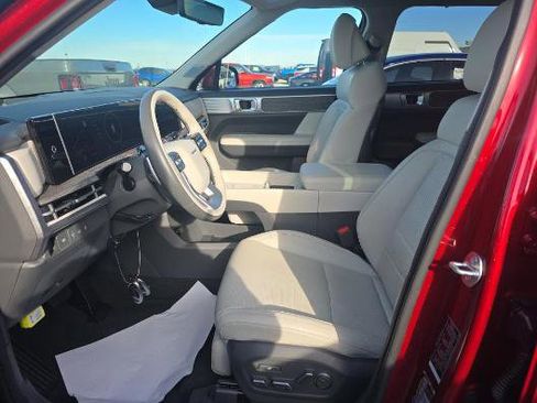 Used 2024 Hyundai Santa Fe Calligraphy AWD/4WD image 2