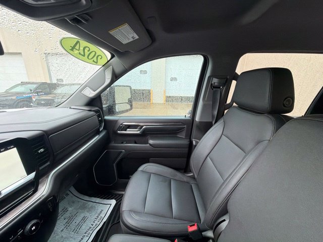 Used 2024 Chevrolet Silverado 2500 LTZ AWD/4WD image 30