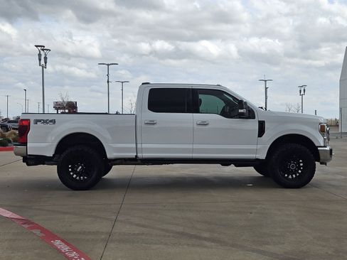 Used 2022 Ford F350 Lariat w/ Chrome Package image 8