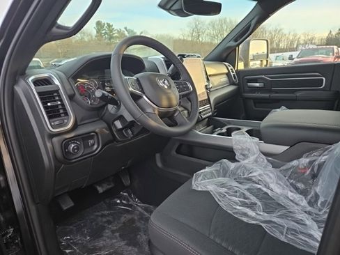 New 2025 RAM 2500 Big Horn image 10