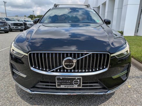 Certified 2022 Volvo XC60 B6 Inscription w/ Advanced Package image 9