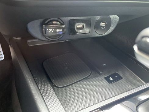 Used 2025 Hyundai Elantra Sport image 19