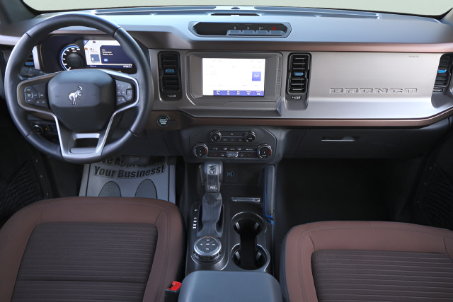 Used 2022 Ford Bronco Outer Banks AWD/4WD image 11