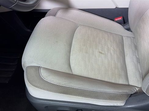 Used 2022 Nissan Pathfinder SV AWD/4WD image 25