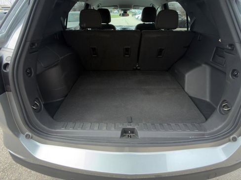 Used 2023 Chevrolet Equinox LT w/ Driver Convenience Package AWD/4WD image 39