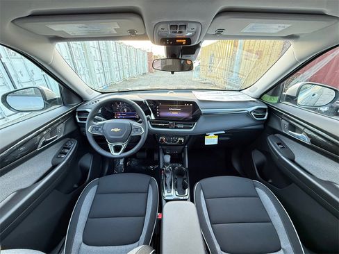 New 2026 Chevrolet TrailBlazer LT w/ LT Cold Weather Package image 20