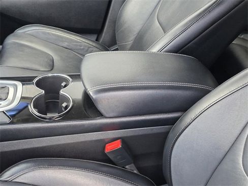 Used 2016 Ford Edge Titanium w/ Technology Package image 7