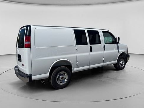 New 2026 GMC Savana 2500 w/ Driver Convenience Package RWD image 6