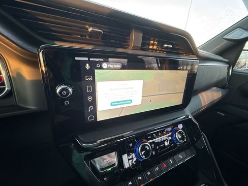 Certified 2025 GMC Sierra 1500 AT4 w/ AT4 Premium Package image 20