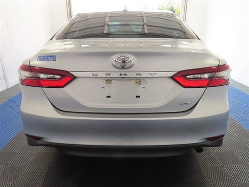 Used 2023 Toyota Camry LE FWD image 11