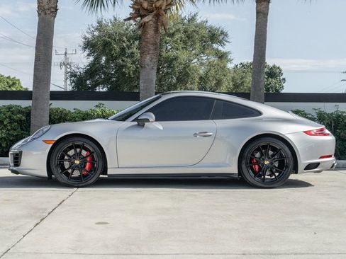 Used 2017 Porsche 911 Carrera 4S image 3