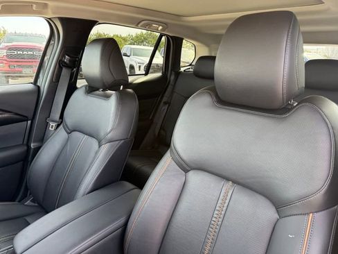 Used 2025 MAZDA CX-50 AWD 2.5 S w/ Premium Plus Pkg image 11