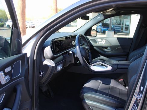 Used 2025 Mercedes-Benz GLE 350 4MATIC image 10