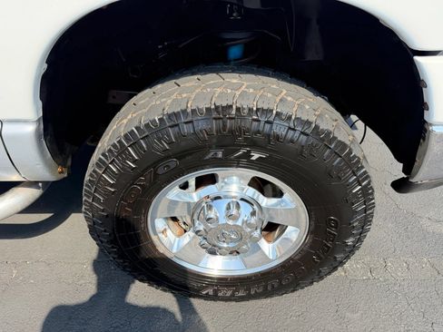 Used 2006 Dodge Ram 2500 Truck SLT AWD/4WD image 14