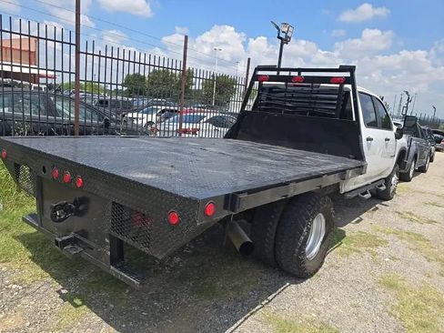 Used 2020 Chevrolet Silverado 3500 W/T w/ WT Convenience Package AWD/4WD image 2
