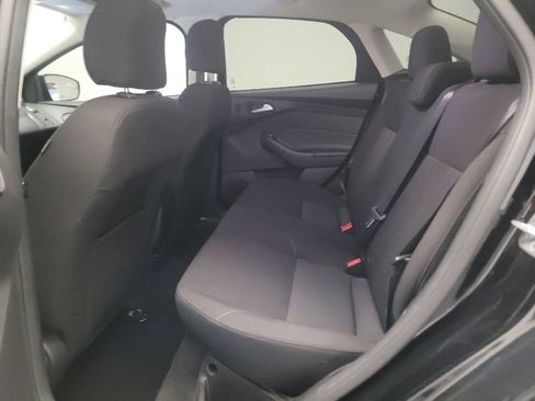 Used 2017 Ford Focus SEL FWD image 18