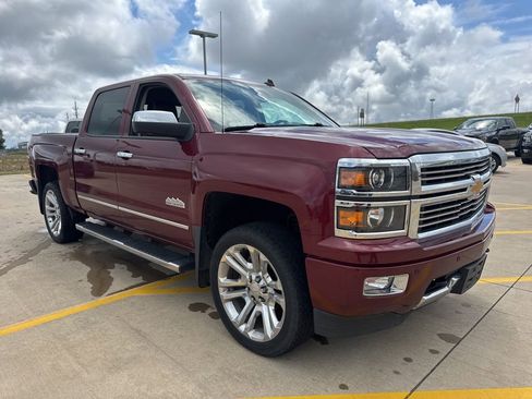 Used 2014 Chevrolet Silverado 1500 High Country w/ High Country Premium Package AWD/4WD image 3