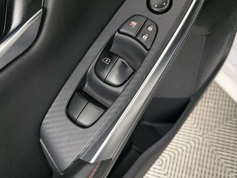 Certified 2025 Nissan Sentra SR FWD image 23