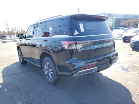 New 2026 INFINITI QX80 Pure w/ Cargo Package AWD/4WD image 3