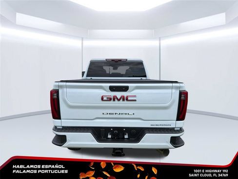 New 2026 GMC Sierra 2500 Denali w/ Denali Reserve Package AWD/4WD image 5