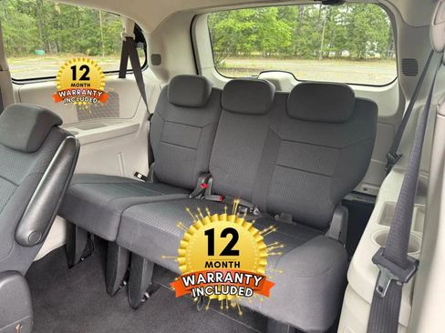 Used 2010 Dodge Grand Caravan SE w/ Climate Group image 42