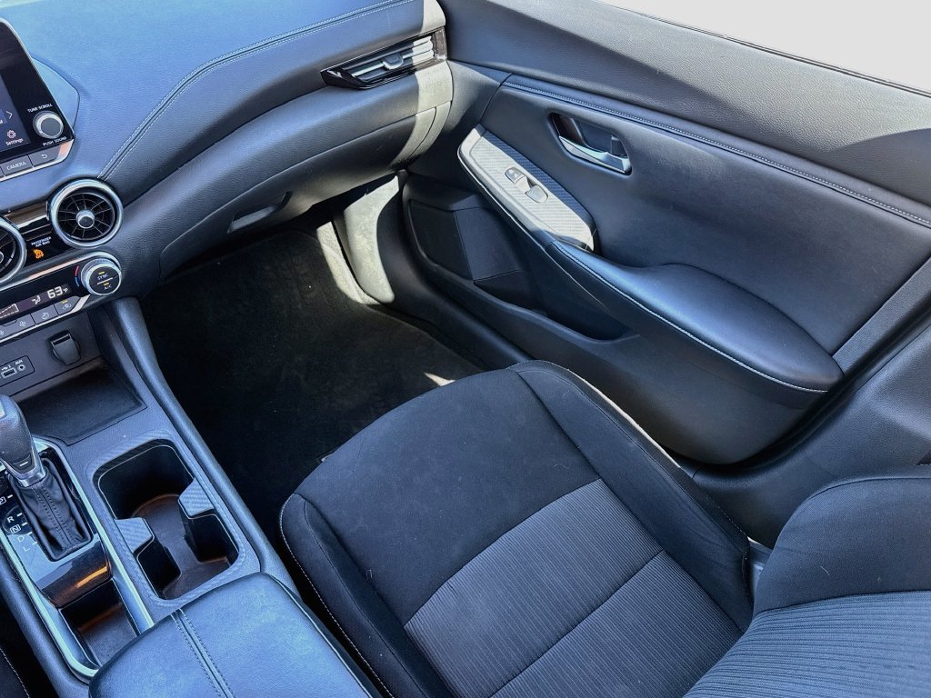 Used 2020 Nissan Sentra SV FWD image 30