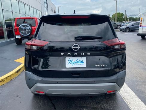 Used 2022 Nissan Rogue SV AWD/4WD image 8