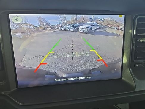 New 2025 Ford Bronco 4-Door image 21