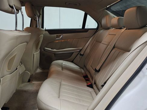 Used 2015 Mercedes-Benz E 400 Sedan image 22