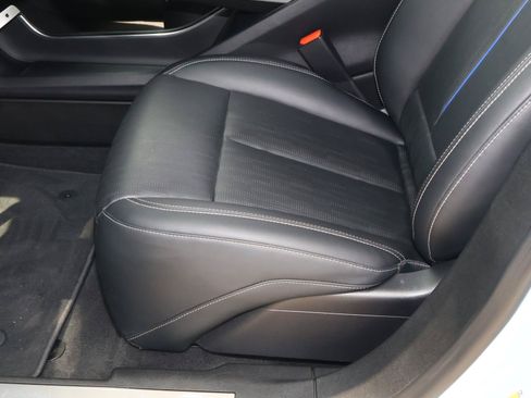 Certified 2024 Cadillac Lyriq Luxury RWD image 19