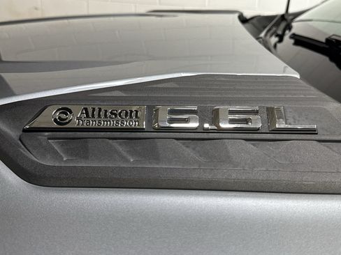 Used 2024 Chevrolet Silverado 2500 LTZ w/ LTZ Premium Package AWD/4WD image 10